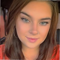 Queen Bees Commodities Employee Veronica Bills's profile photo