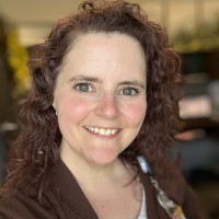 CROSSING HEALTHCARE Employee Stephanie Gagnon's profile photo