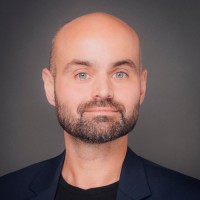 Benedikt Schepp Email