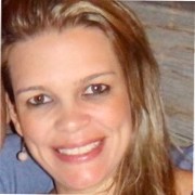DR.EXAME Employee Nara Láudano's profile photo