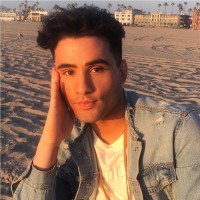 The Future Perfect Employee Alexander Dillon's profile photo