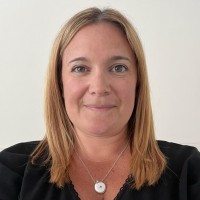 Robyn Knight Email & Phone Number