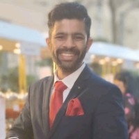 E-mail e número de telefone de Nikhil Raje