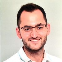 Maximilian Meusburger Email