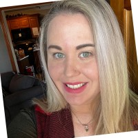 Laura T Email & Phone Number