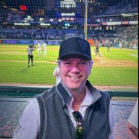 Email e telefono di Brad Michael