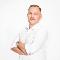 Łukasz Makurat Email
