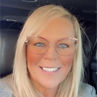 Visionworks of America Employee Djuanna Niemeier's profile photo