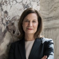 Victoria and Albert Museum Employee Sonnet Stanfill's profile photo