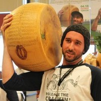 Gourmet Foods International Employee Jonathan Acs's profile photo