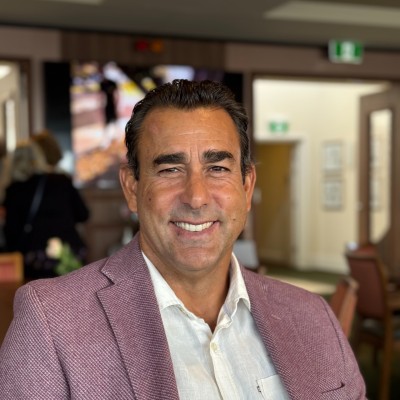 Simplyai Employee Darren Geros's profile photo