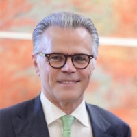 Gerhard Hinterhäuser Email
