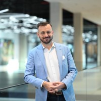 Markus Busuttil Email