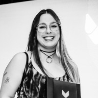 Lourdes Crespillo Email
