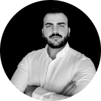Mert Çeli̇k Email