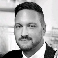 Darren Bloomfield Email & Phone Number