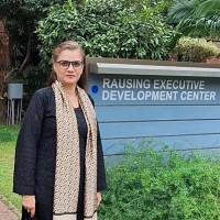 MCB Bank Limited Employee Mariam Hussain's profile photo