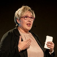 Suvi Lindfors Email & Phone Number