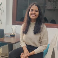Sruthi Suresh Email