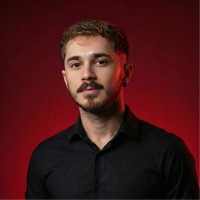 V4 Company Employee Vinícius Cavalheiro's profile photo
