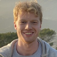 Oskar Larsson Email
