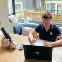 Freightera - A Better Way to Ship Freight Employee Lancelot Tran's profile photo