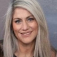 Linear Financial Solutions Employee Sally Hall's profile photo