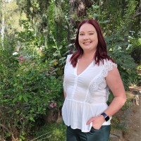 Kristen Dean Email & Phone Number