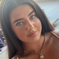 The Directors Helpline Employee Neve Savage's profile photo