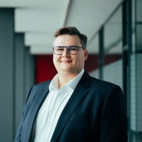 Bernd Eckert Email