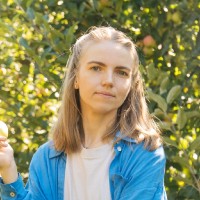 Olena Karpenko Email