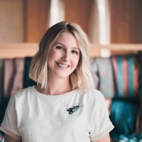 Anna Mlekuz Email