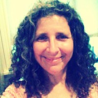 Beit T'Shuvah Employee Lise Stern's profile photo