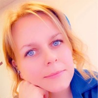 Karina Dubgaard Email