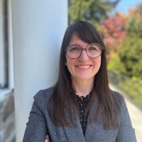 Metropolitan Veterinary Associates Employee Jennifer Adler's profile photo