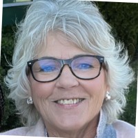 Meredith Bishop Email & Phone Number