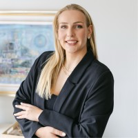 Janina Haller Email