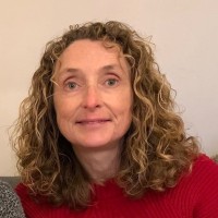 Elaine Hollins's profile photo