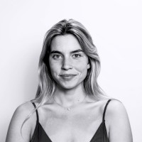 Daniela Catalán del Val Email