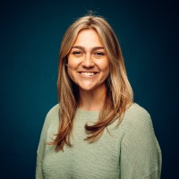 Mia Stern Email & Phone Number