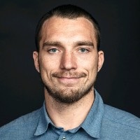 Erik Östling Email