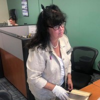 RIVERSIDE UNIFIED SCHOOL DISTRICT Employee Debra Jayne-Hutchinson's profile photo