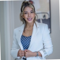 Cintia Leon Email