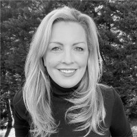 Kate Kelley Email & Phone Number