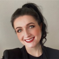 Julia Schweizer Email