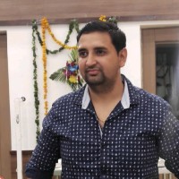 HeadWest Migration Employee Dinesh Khatri's profile photo
