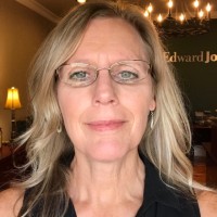 Edward Jones Employee Angela Faust's profile photo