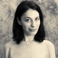 Oracle Employee Raluca Ursu's profile photo