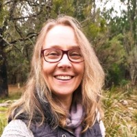 Yvonne Wright Email