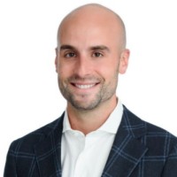 JLL Employee Andrew Coe's profile photo